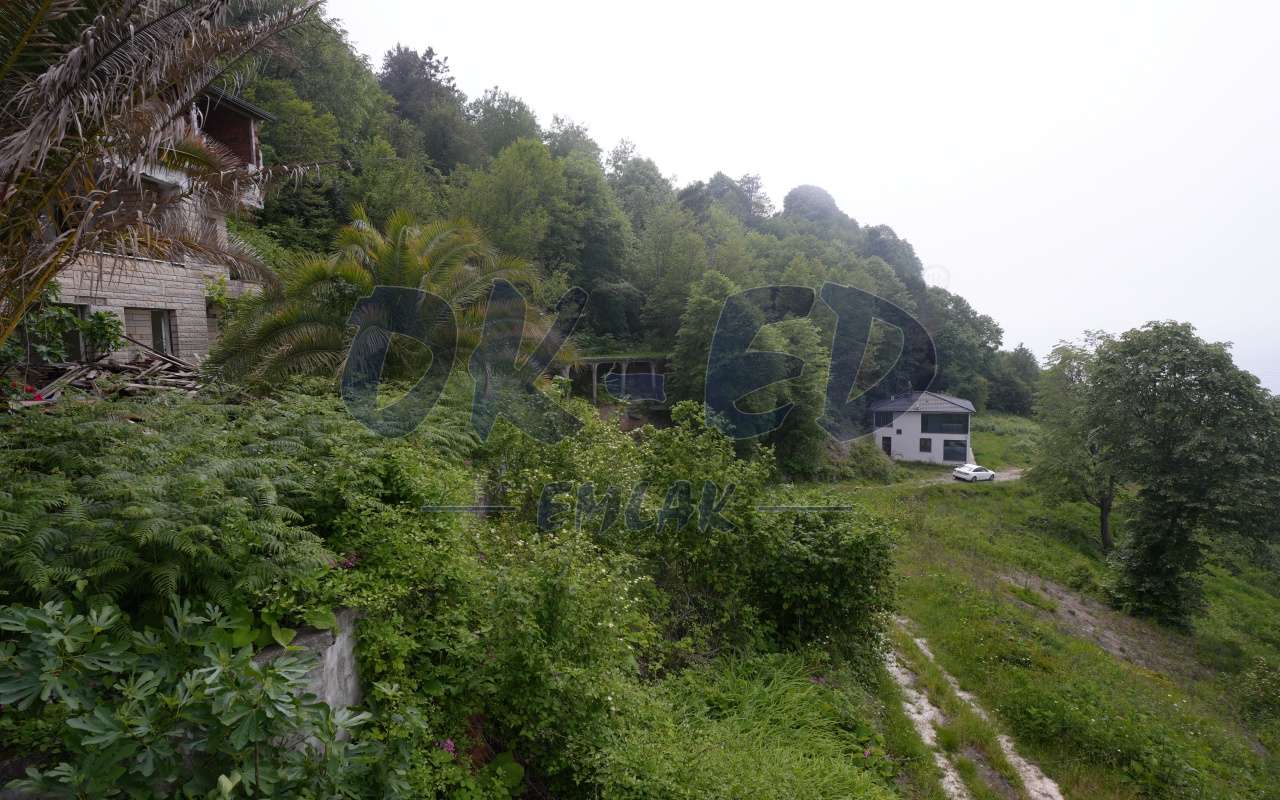 AKÇAKOCA'DA DENİZ MANZARALI SATILIK ARSA