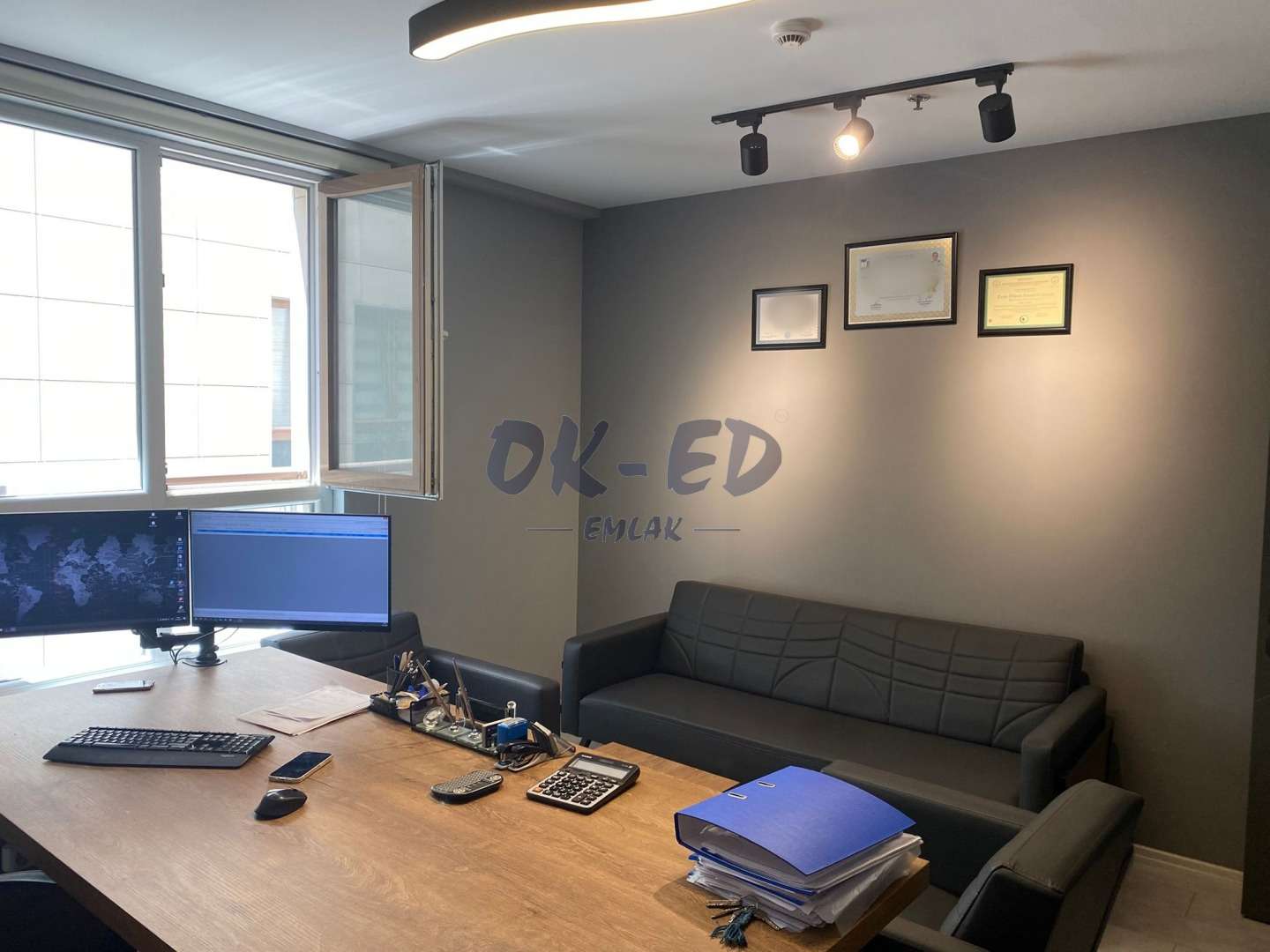 Ay City Avm'de Satılık Ofis