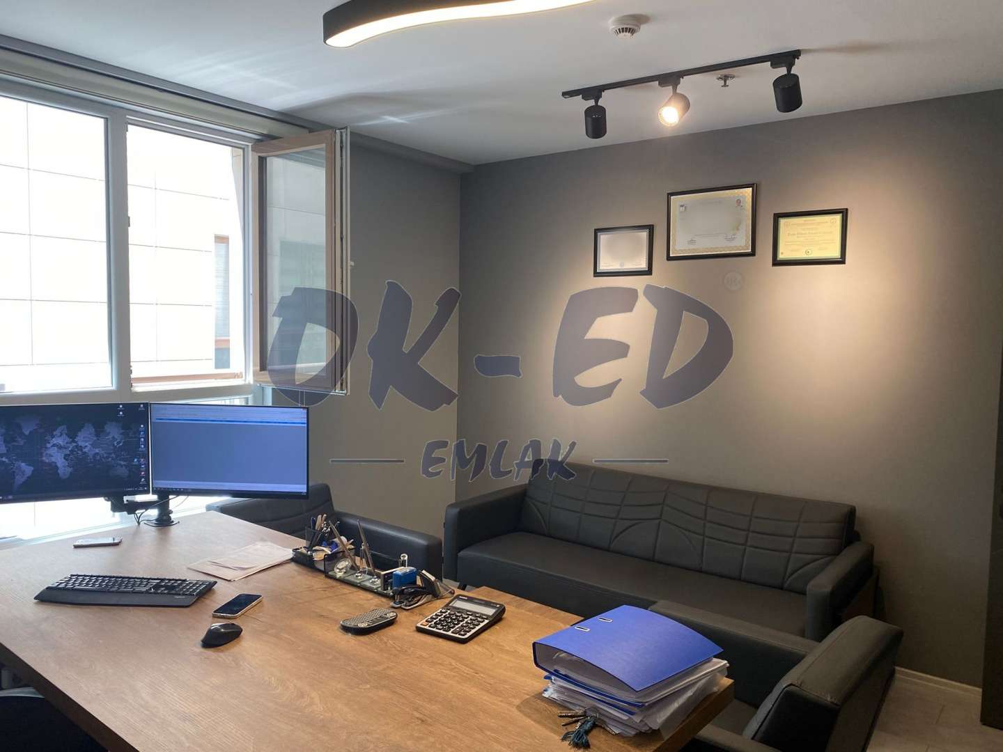 Ay City Avm'de Satılık Ofis
