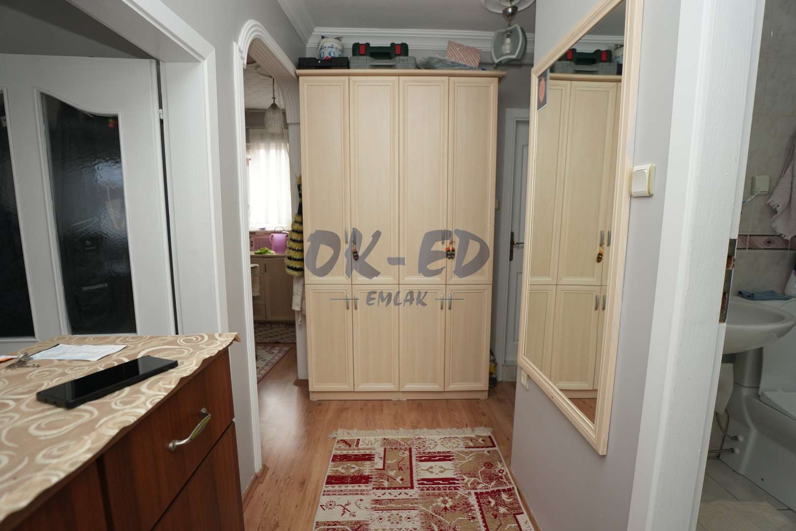 Bağlık Mahallesi Cadde Üzerinde Satılık 2+1 Daire