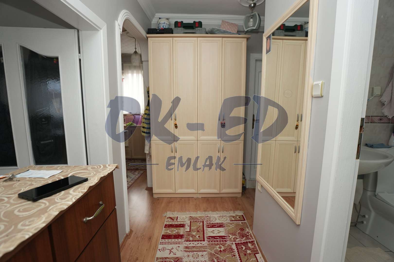 Bağlık Mahallesi Cadde Üzerinde Satılık 2+1 Daire
