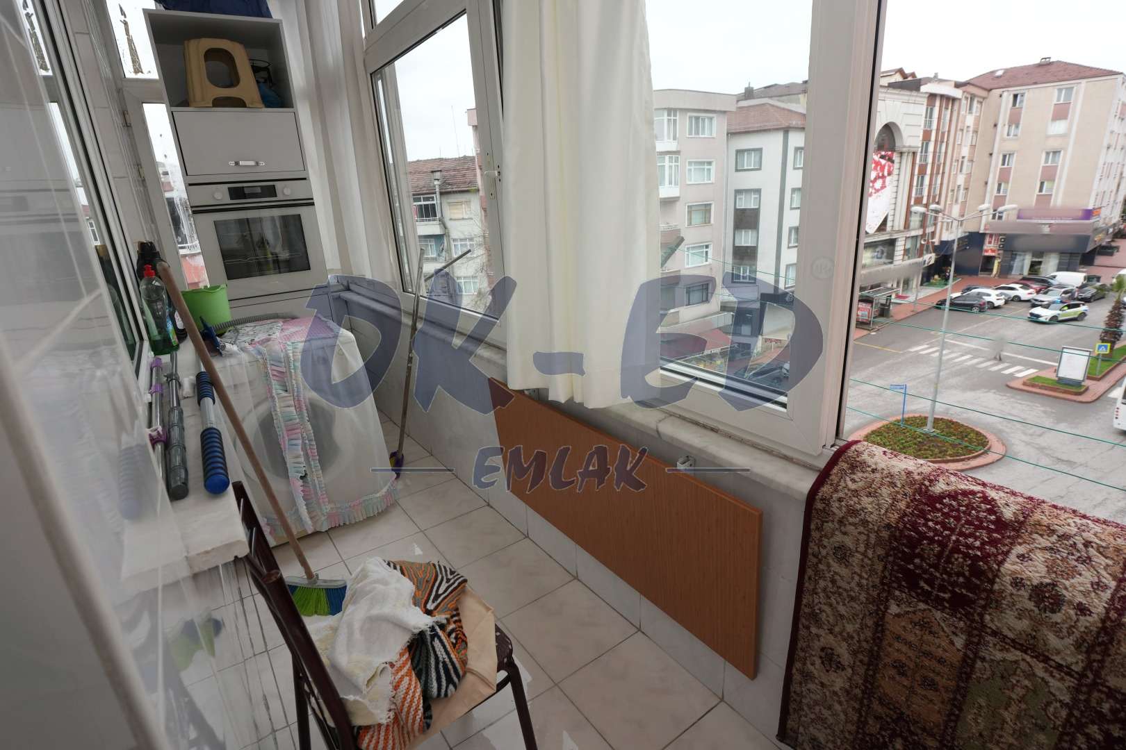 Bağlık Mahallesi Cadde Üzerinde Satılık 2+1 Daire