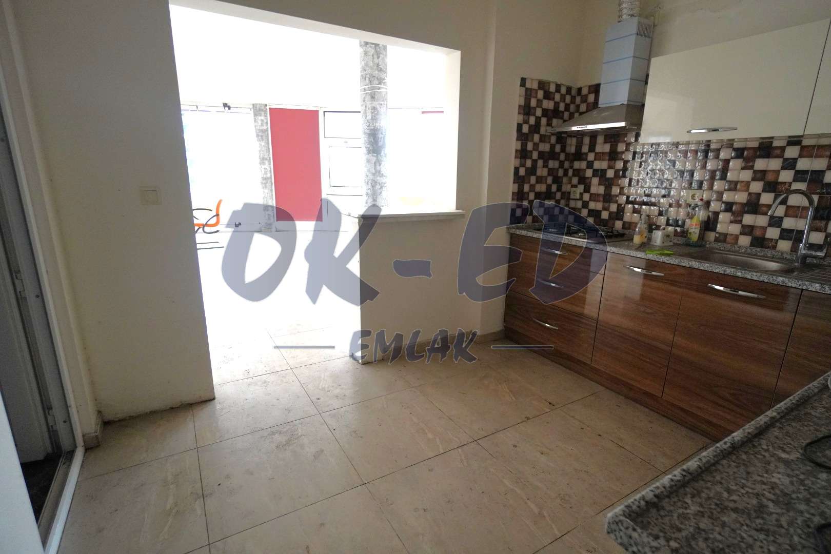 Bağlık Mahallesi Site İçerisinde Doğanın İçinden Satılık Dükkan