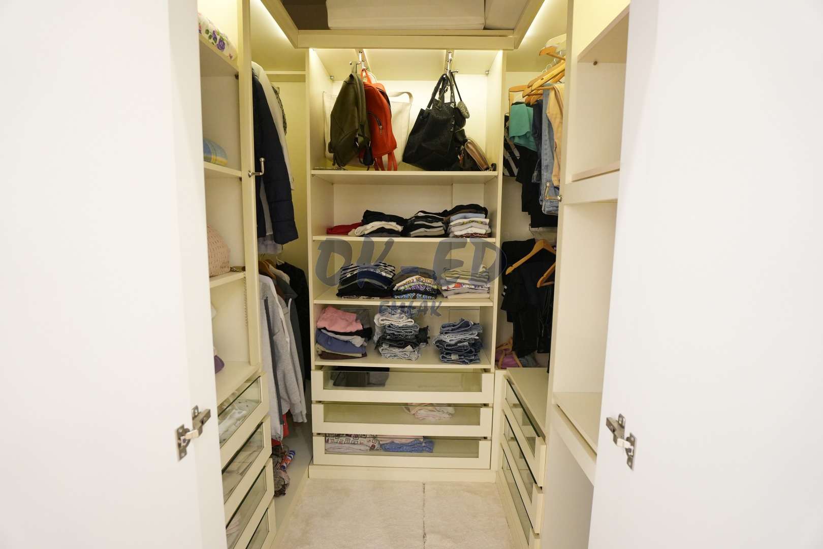 Çavdarlı Mevkii Site İçerisinde Kiralık 3+1 Lüks Daire