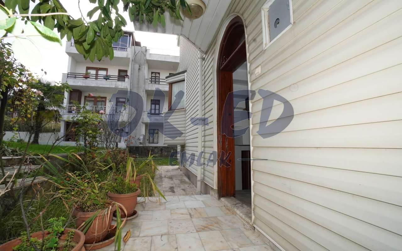 Düzce Akçakoca’da Denize Sıfır Satılık Villa