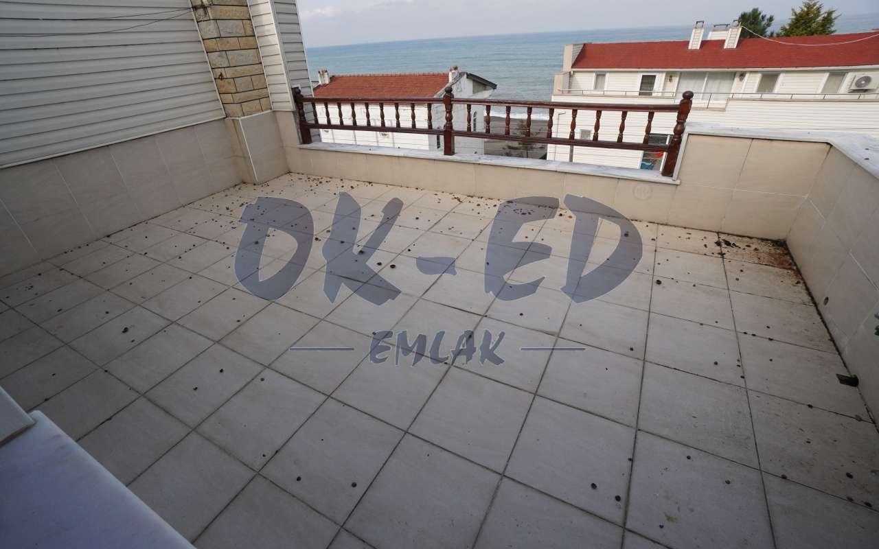Düzce Akçakoca’da Denize Sıfır Satılık Villa
