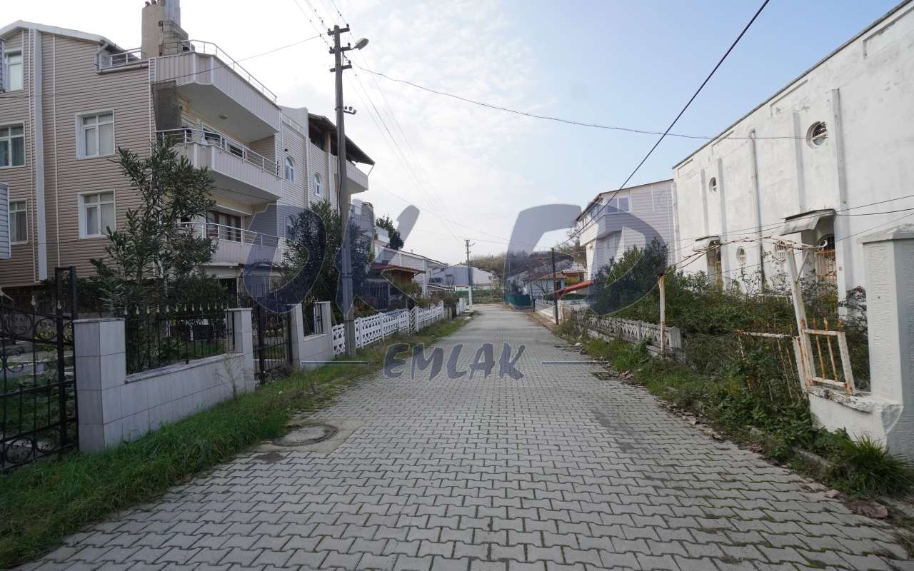 Düzce Akçakoca’da Denize Sıfır Satılık Villa