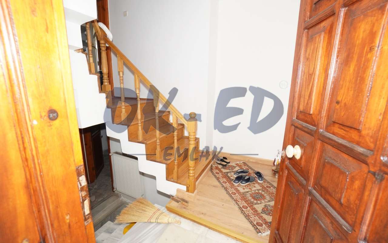 Düzce Akçakoca’da Denize Sıfır Satılık Villa