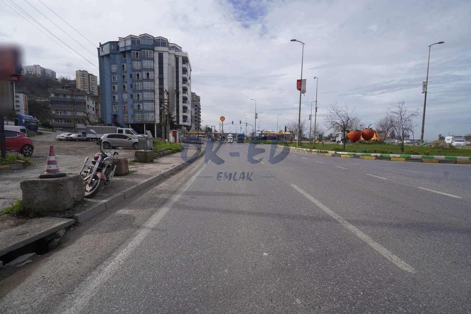 Gülüç Çengel Mahallesi Sahil Bulvarı’nda Satılık Dükkan