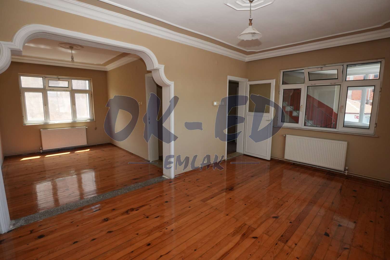 Gülüç Mevkii'nde Şehir Manzaralı Kiralık 3+1 Daireler