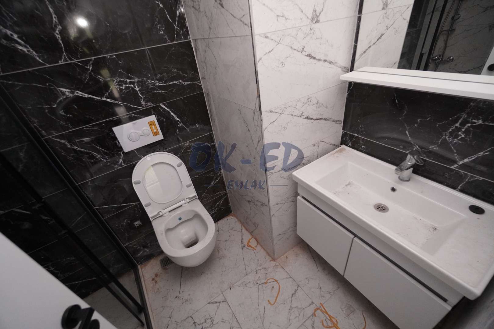 Kavaklık Mahallesi Sosyete Pazarı Üzeri Kiralık 2+1 Sıfır Daire