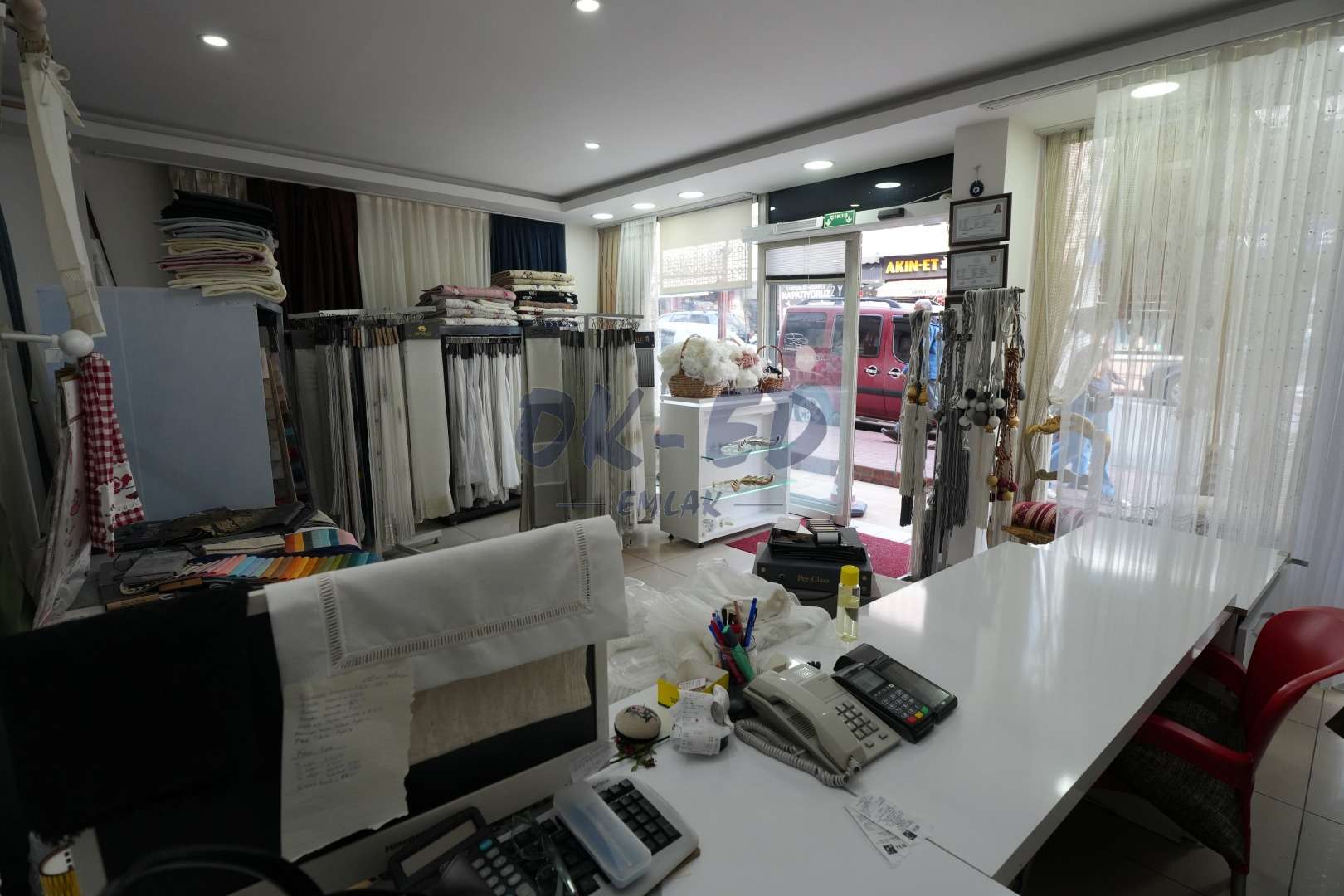 Erdemir Caddesi Üzerinde Devren Kiralık Dükkan