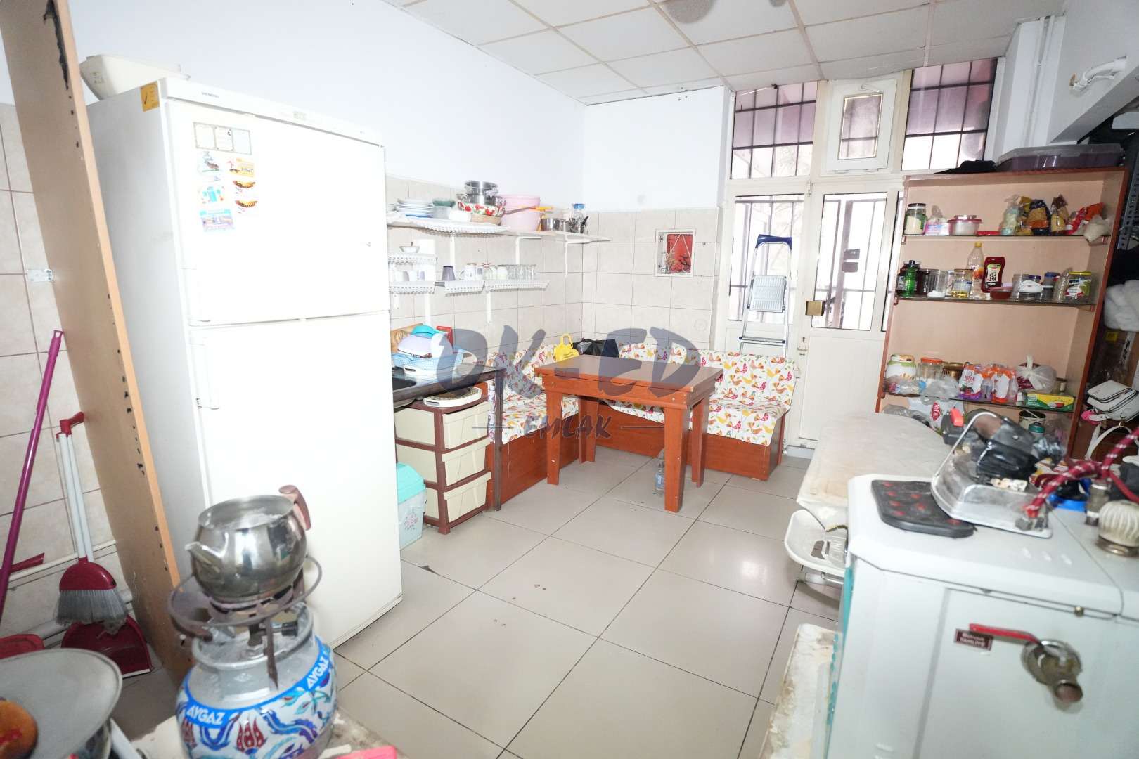 Erdemir Caddesi Üzerinde Devren Kiralık Dükkan
