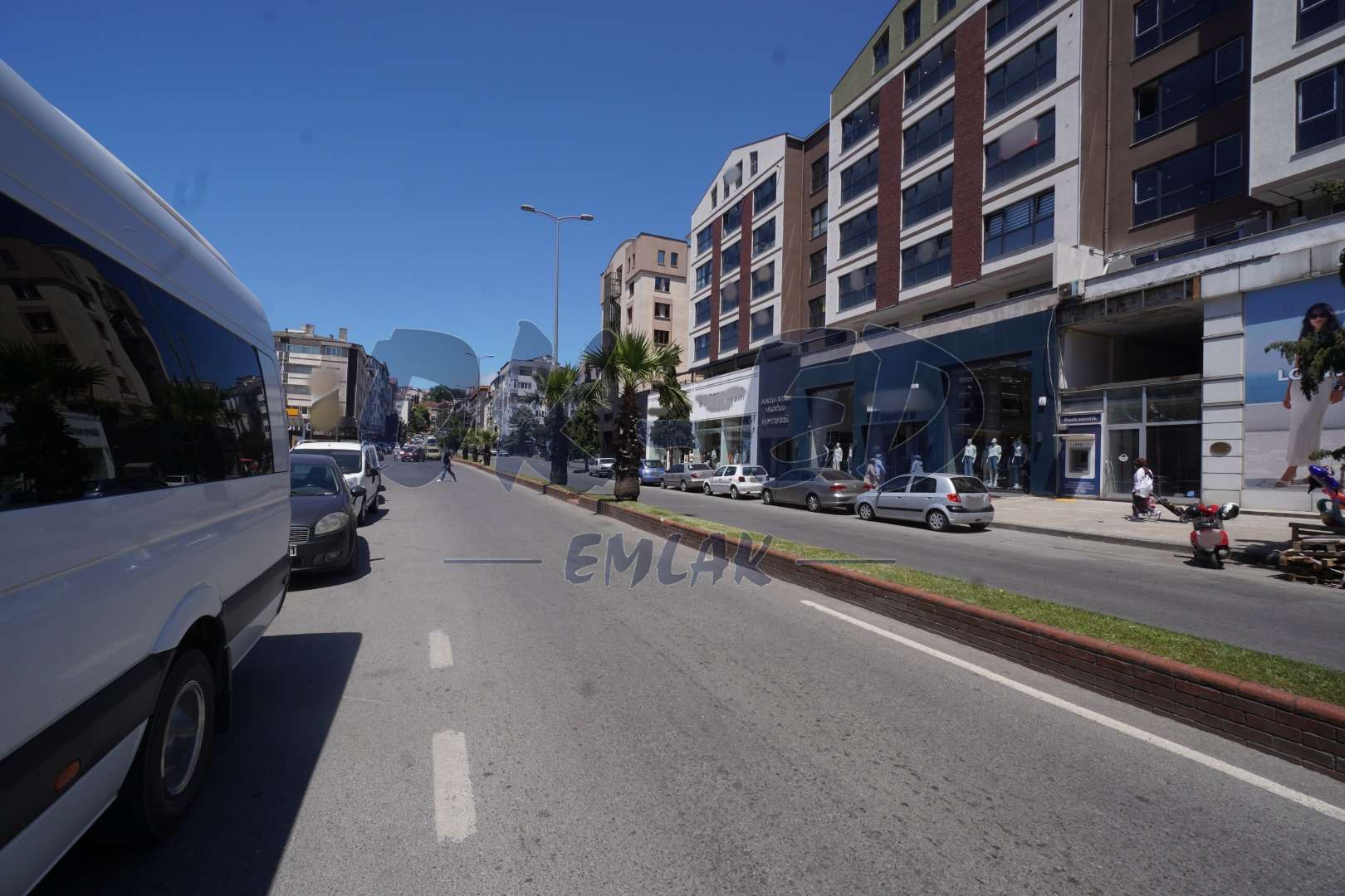 Kdz. Ereğli Müftü Mahallesinde Merkezi Konumlu 3 Adet Bitişik Satılık Ofis