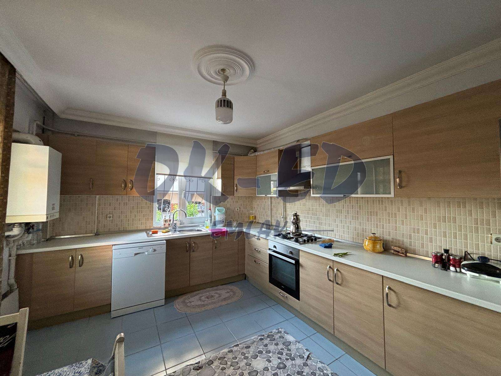 Kdz Ereğli Sarıkorkmaz Mahallesi'nde Eşyalı Kiralık 3+1 Daire