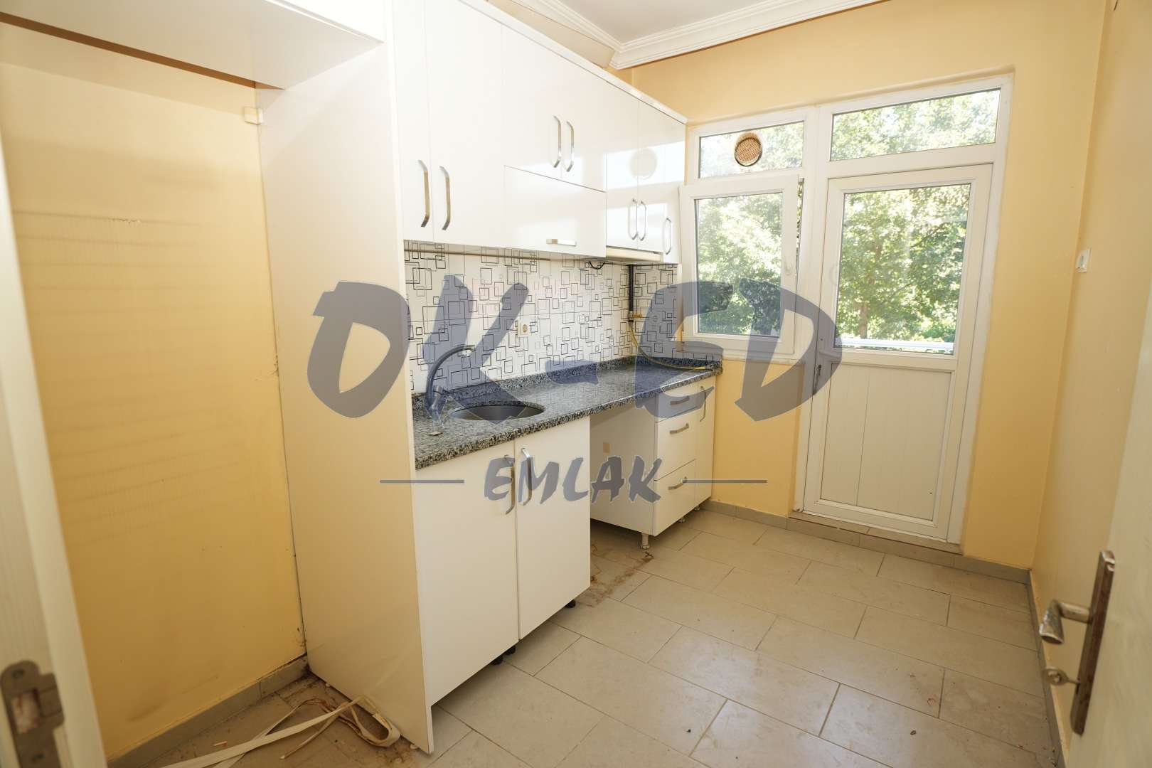 Kdz.Ereğli Uzunmehmet Mahallesinde Kiralık 3+1 Daire