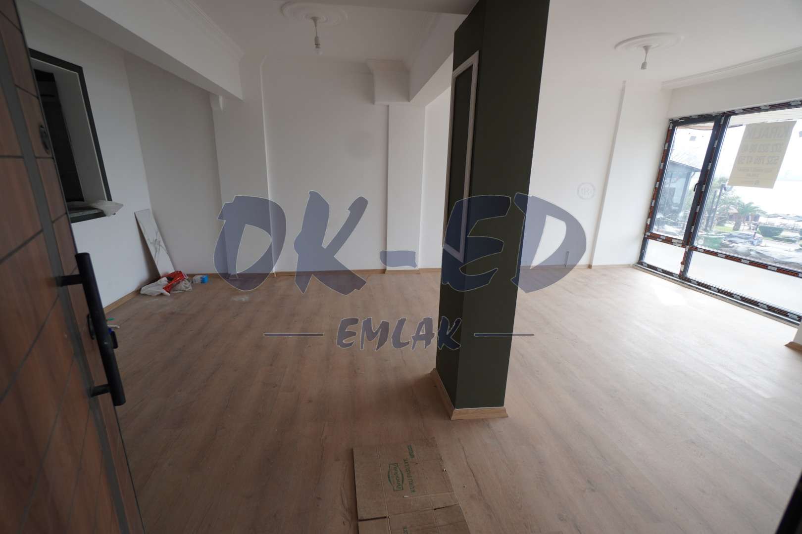 Yalı Caddesinde Deniz Manzaralı Satılık Home Office