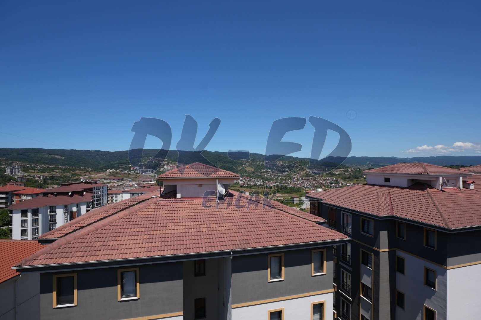 Kepez Dağevlerinde Kiralık 3+1 Daire