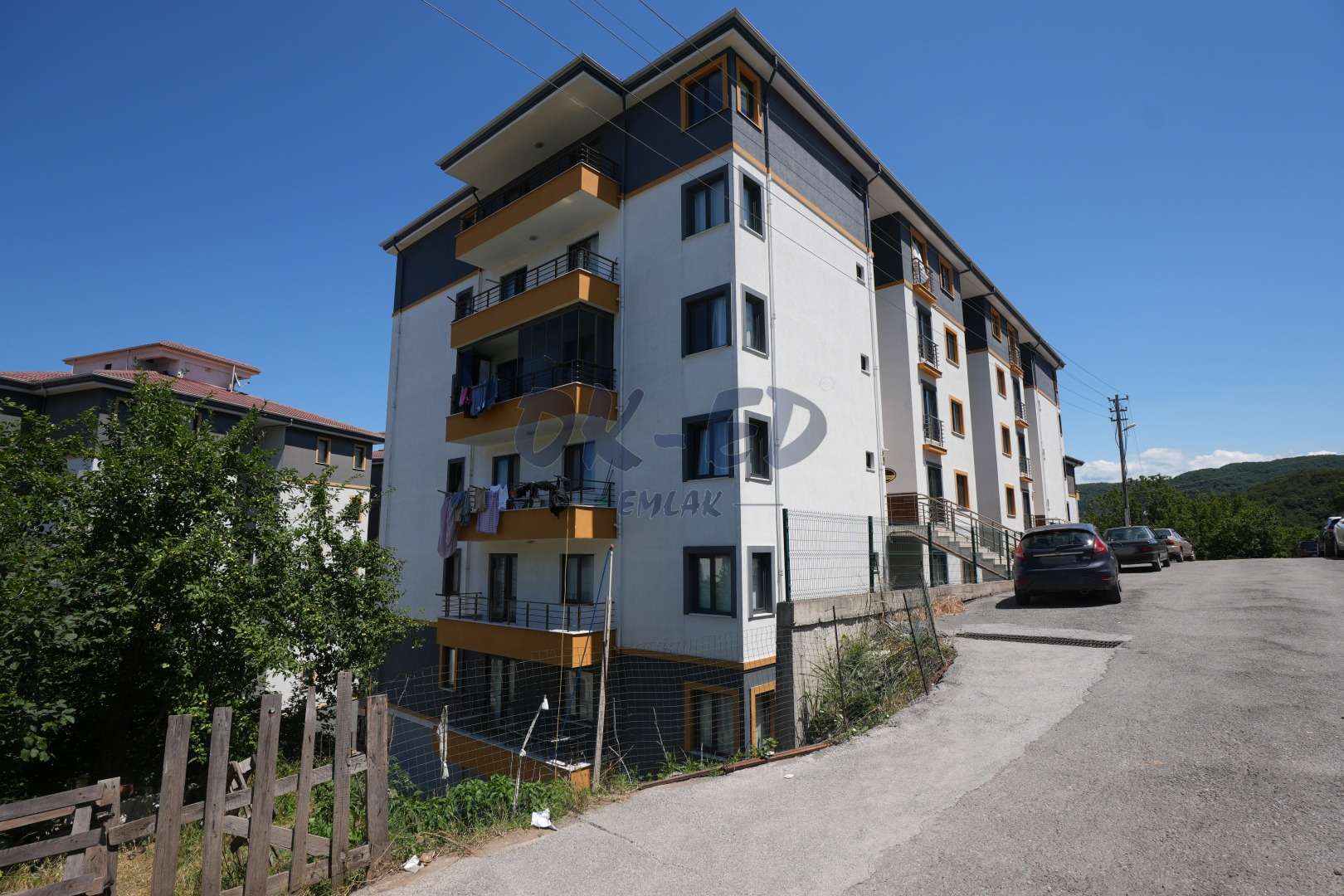 Kepez Dağevlerinde Kiralık 3+1 Daire
