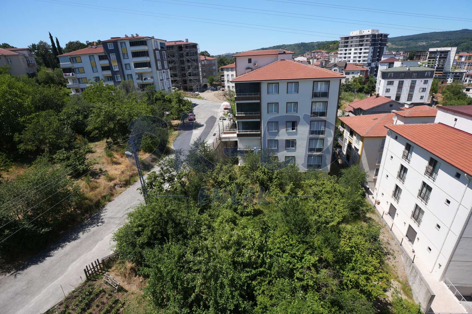 Kepez Dağevlerinde Kiralık 3+1 Daire
