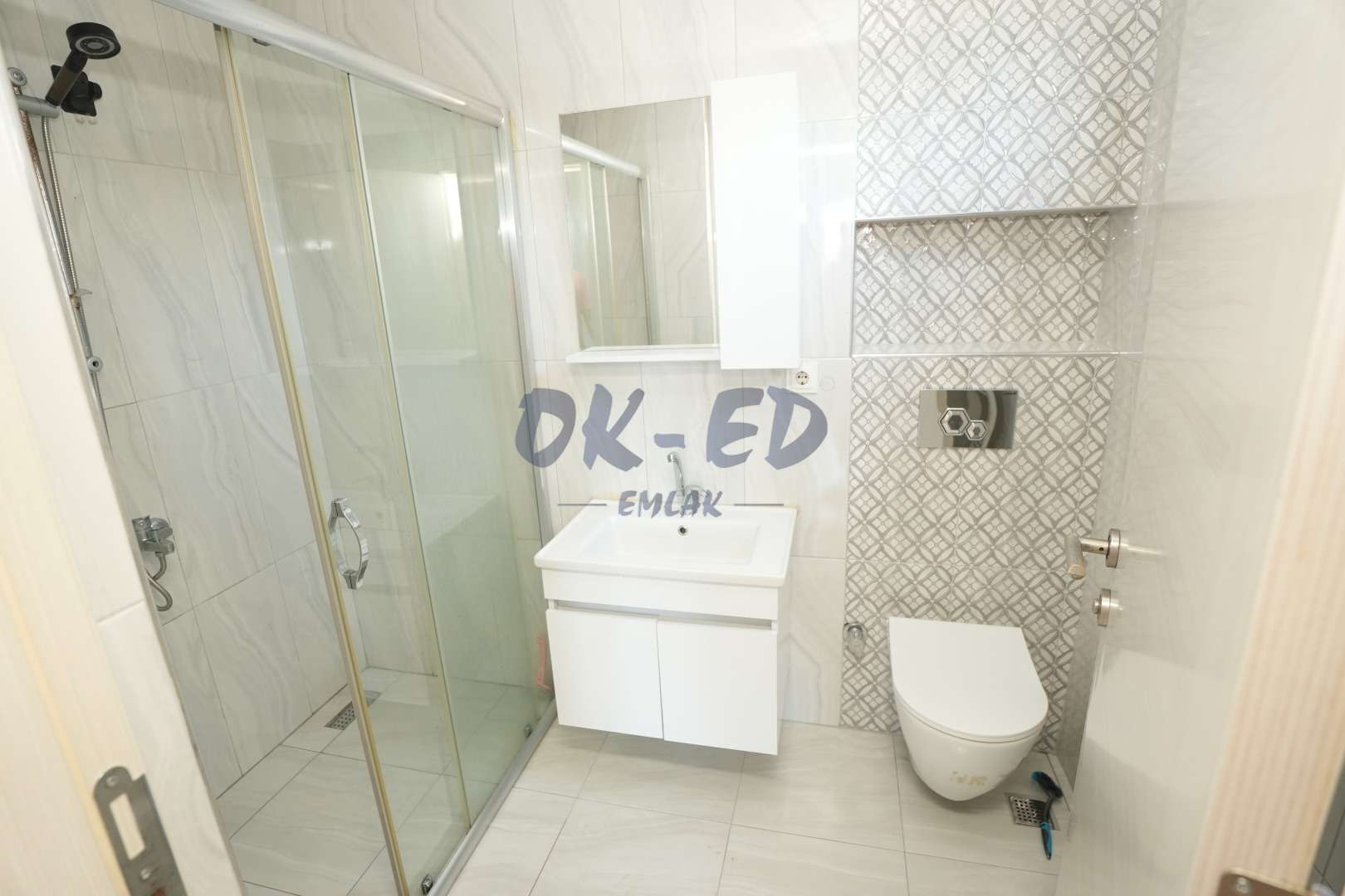 Kepez Dağevlerinde Kiralık 3+1 Daire