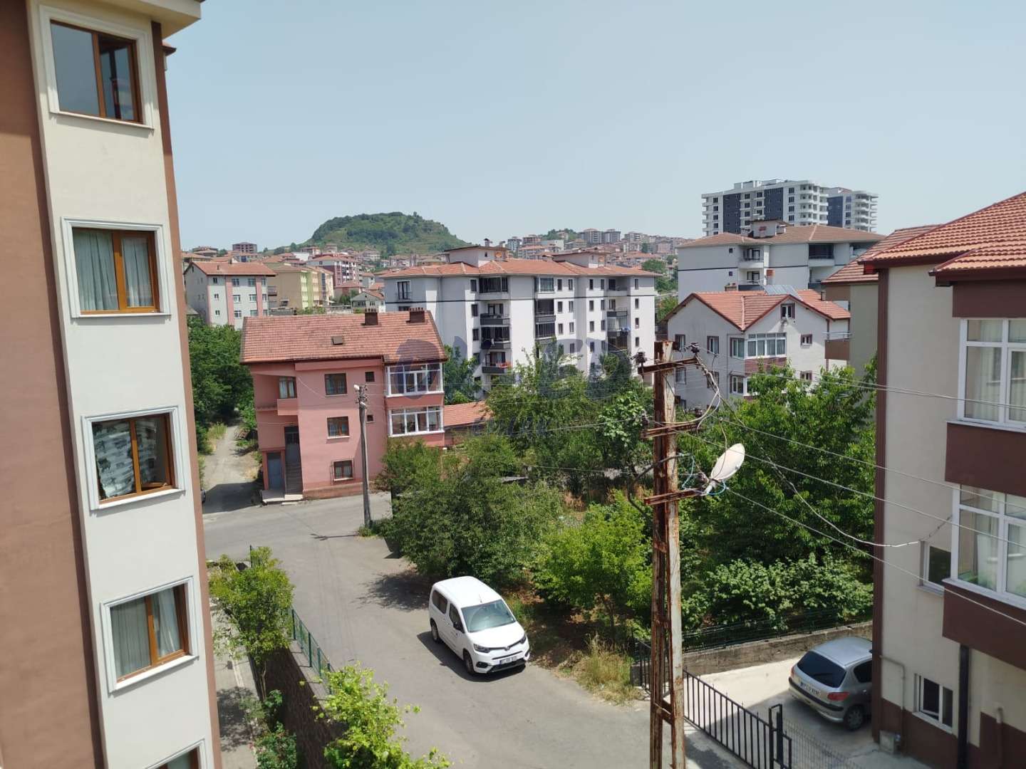 Kepez Mahallesinde  Üniversiteye Yakın Kiralık 1+1 Daire