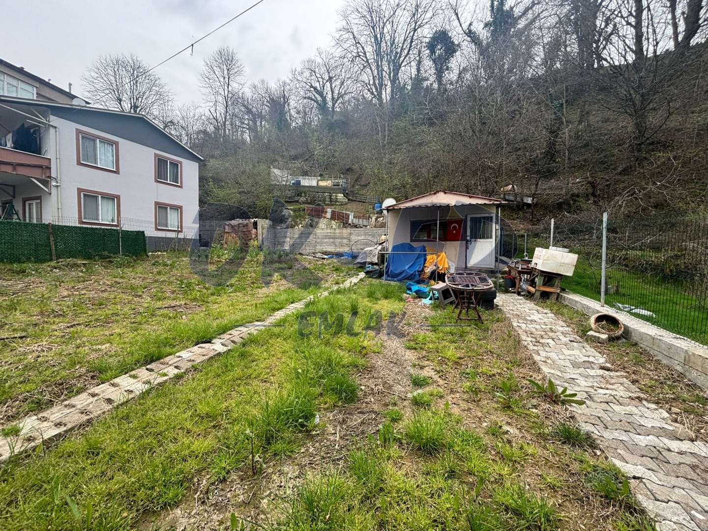 KIŞLA MEVKİİNDE SATILIK İMARLI ARSA