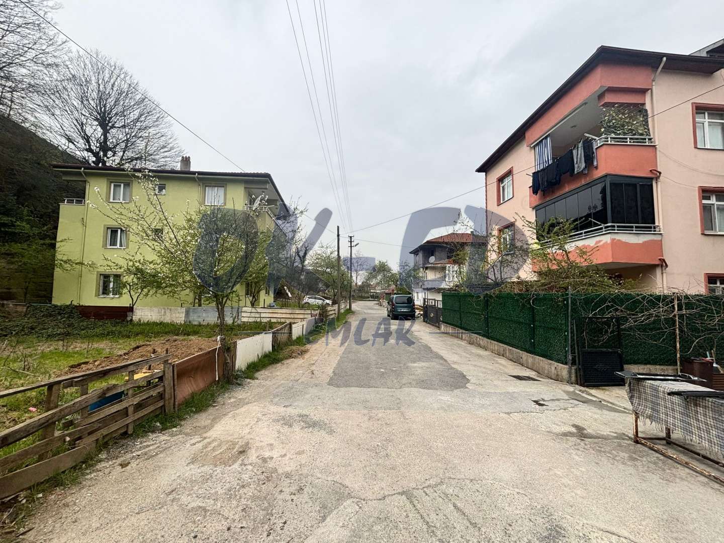 KIŞLA MEVKİİNDE SATILIK İMARLI ARSA