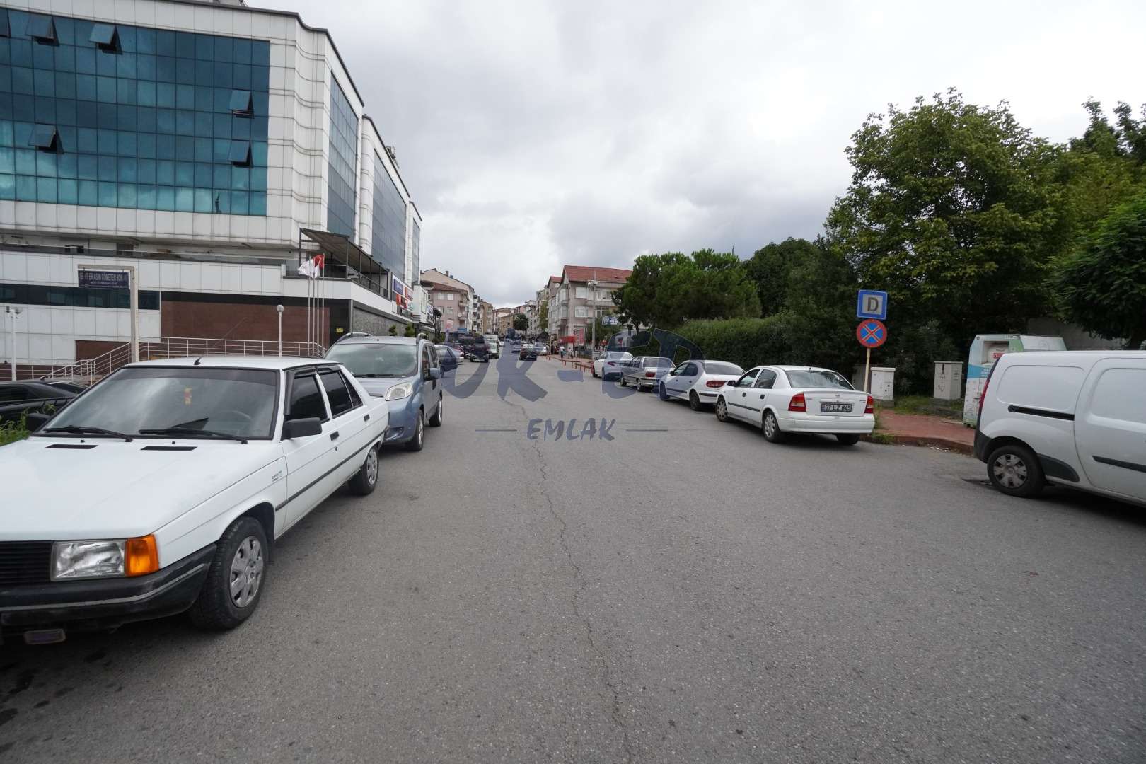Müftü Mahallesi Erdemir Cadde Üzerinde Satılık Dükkan
