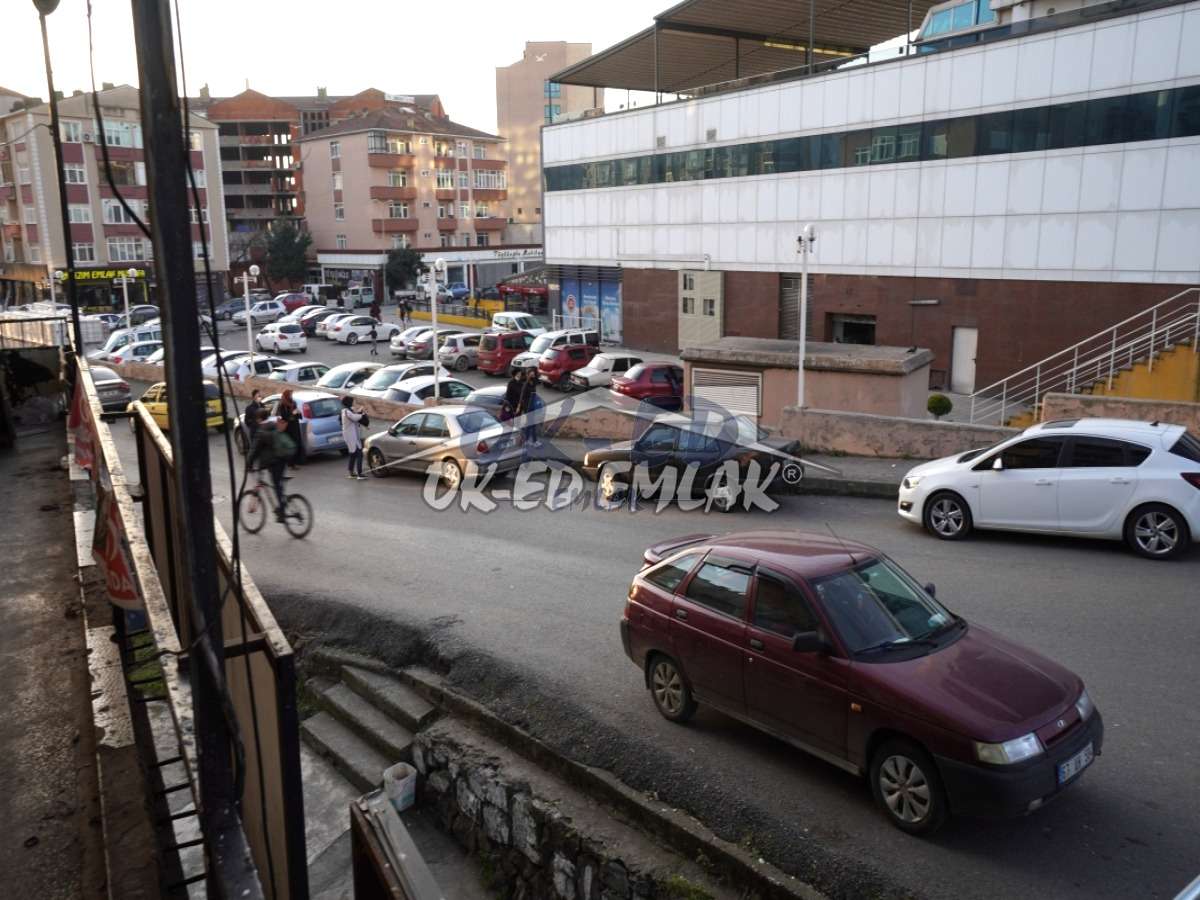 Müftü Mahallesi Erdemir Caddesi Mevkii Kiralık Dükkan