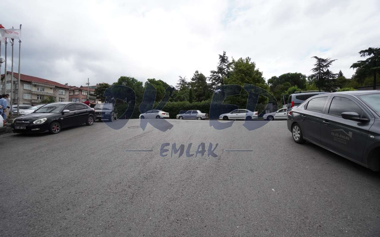 Müftü Mahallesinde Satılık Dükkan