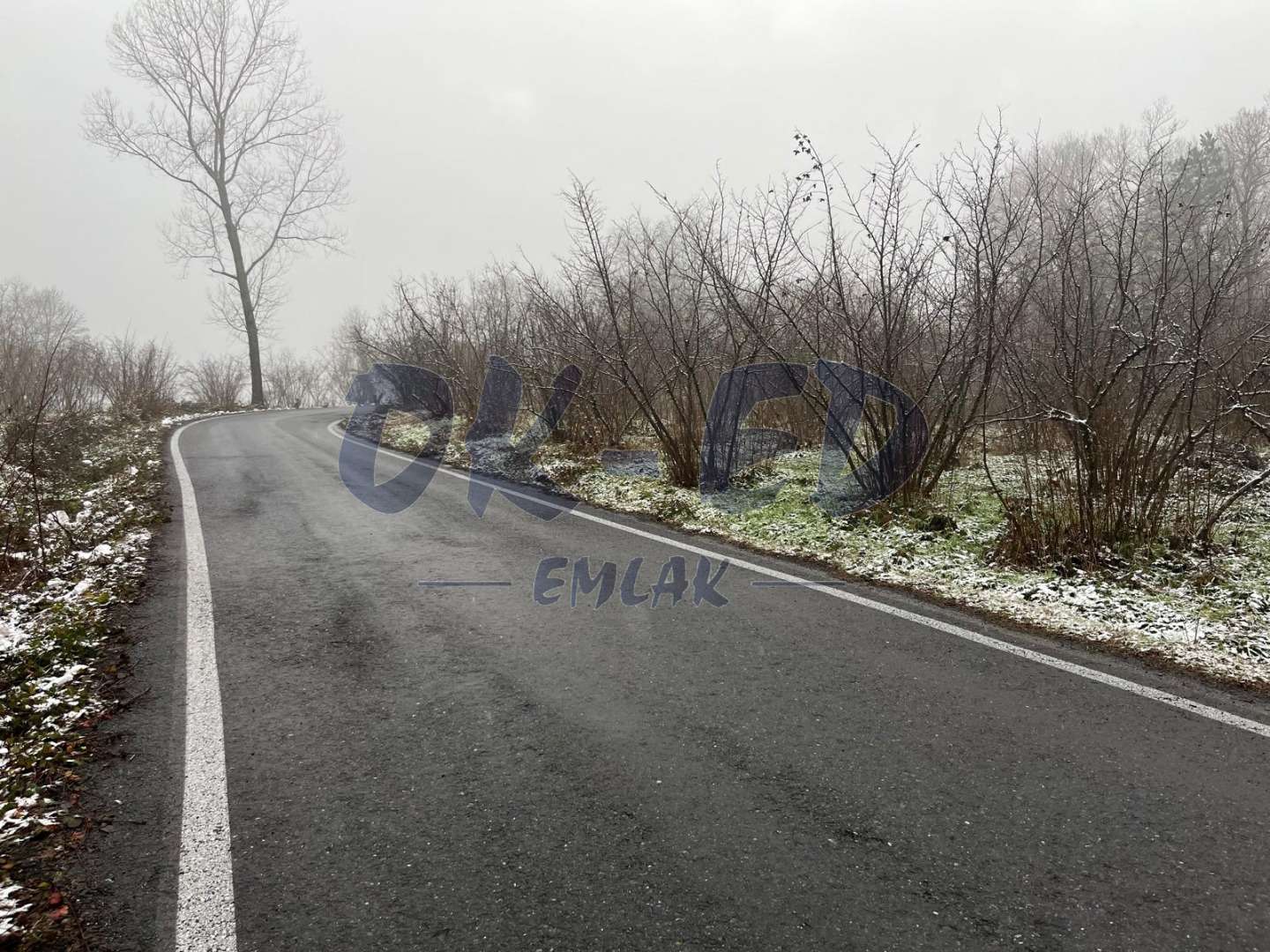 PENBECİLER KÖYÜNDE SATILIK ARSA