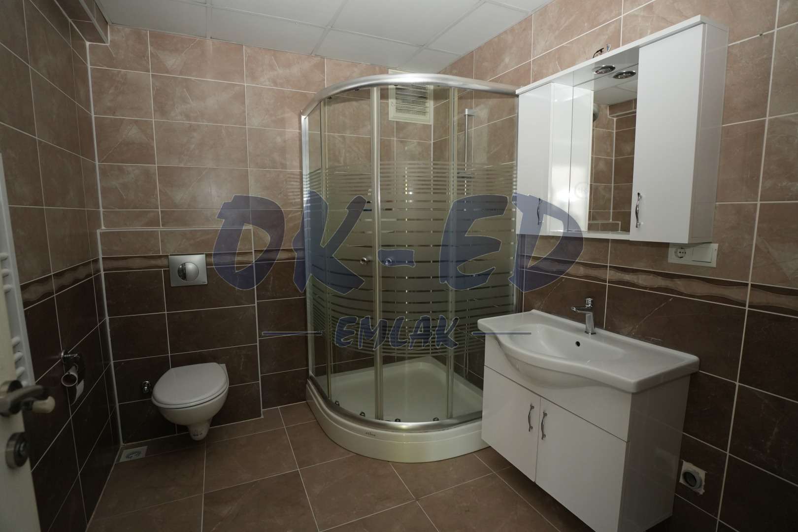 Sarıkokmaz Mahallesi Mimoza Konaklarında Kiralık 3+1 Daire