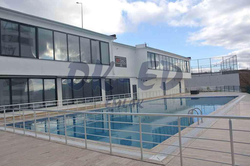 Sarıkorkmaz Mahallesi Site İçinde Deniz Manzaralı Satılık Daire