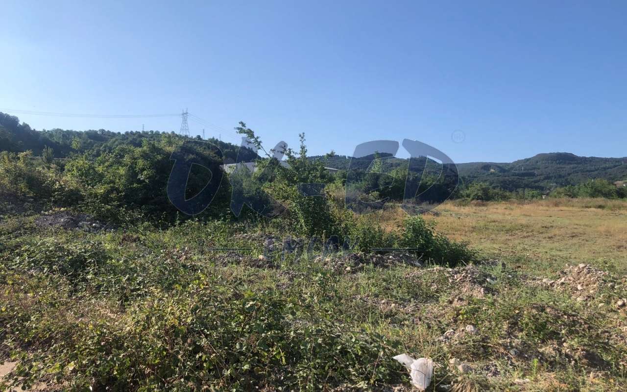 SOĞANLIYÖRÜK KÖYÜNDE SATILIK ARSA
