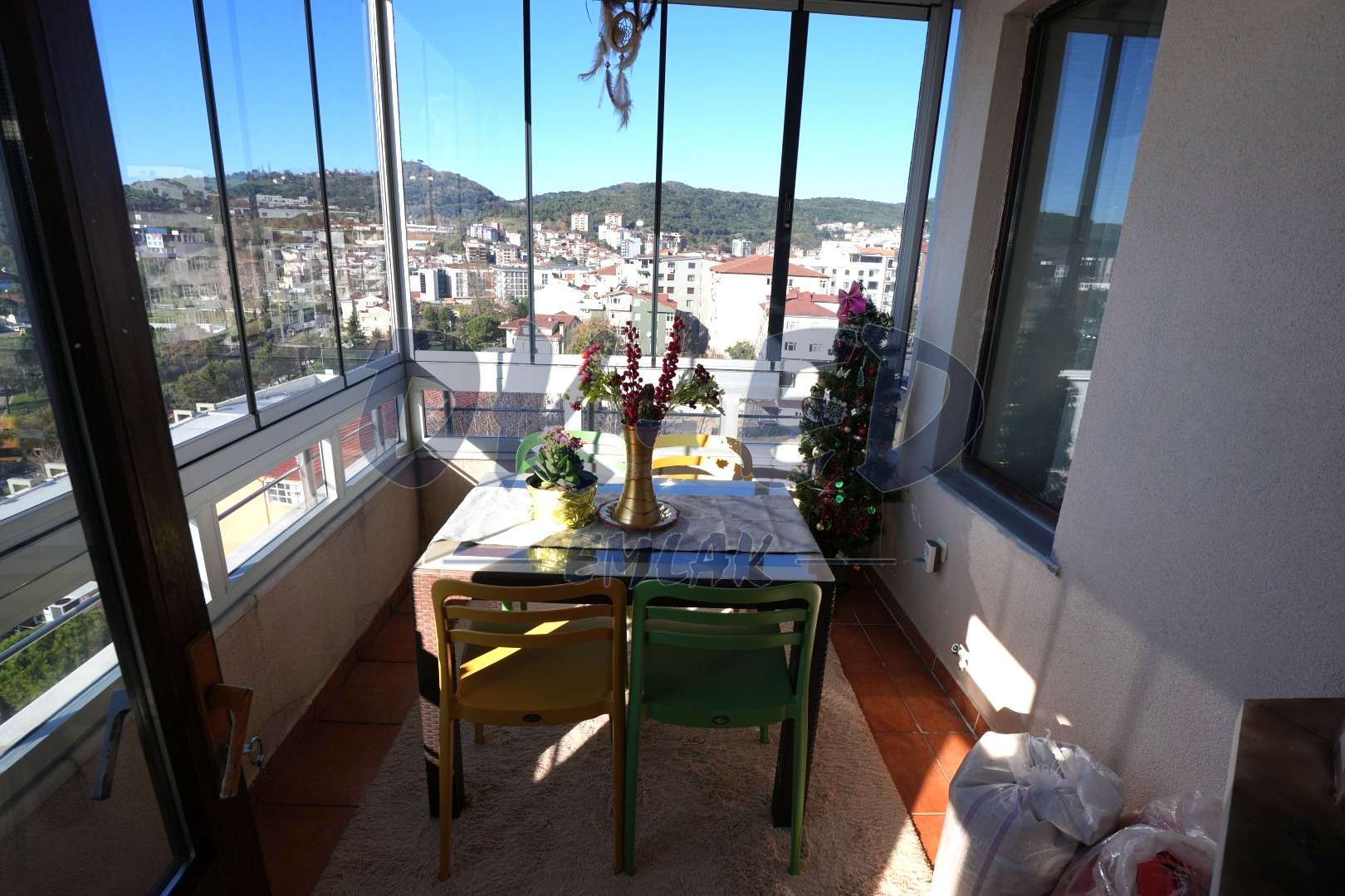 Süleymanlar Mahallesinde Satılık 3+1 Daire