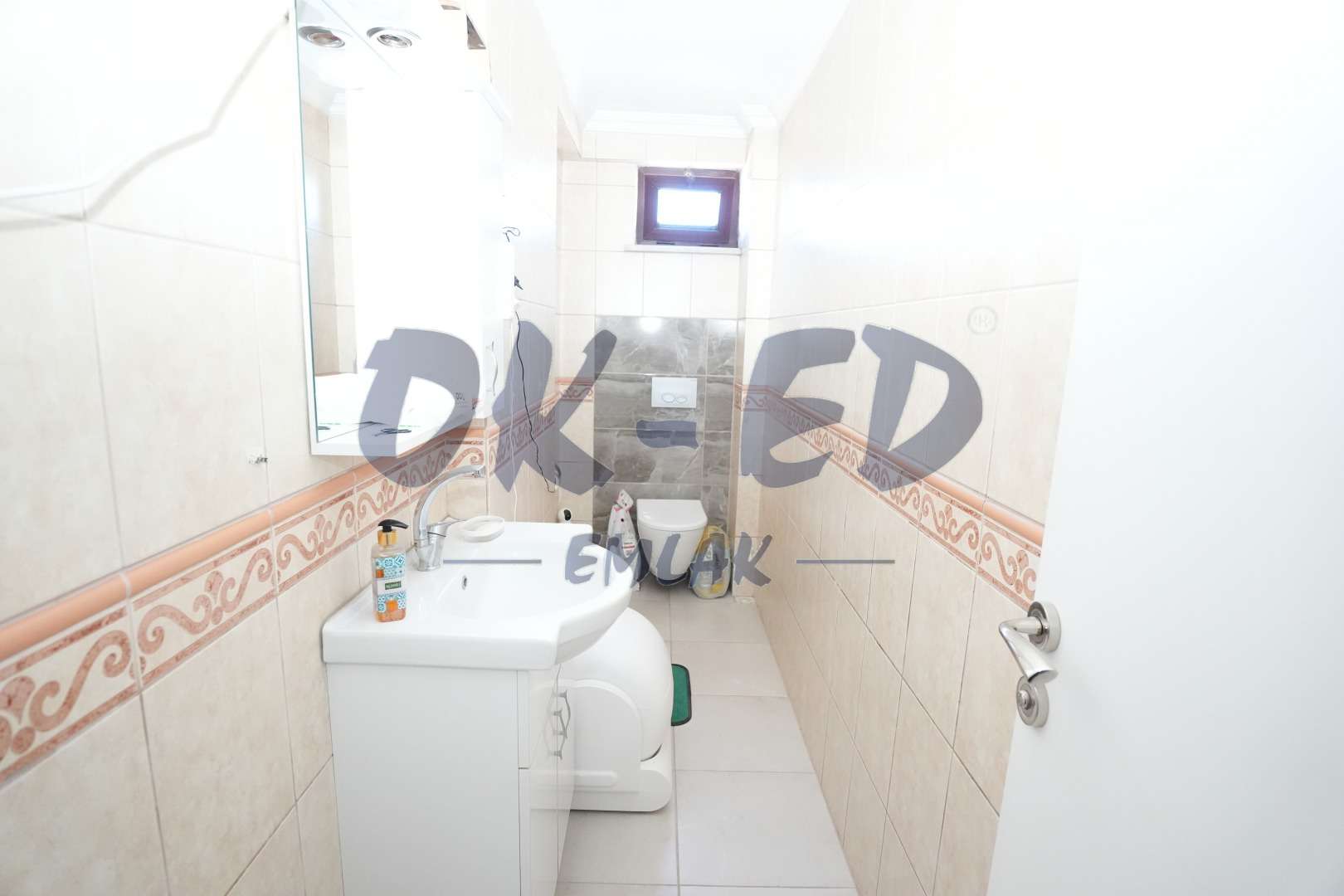 Süleymanlar Mahallesinde Satılık 3+1 Daire