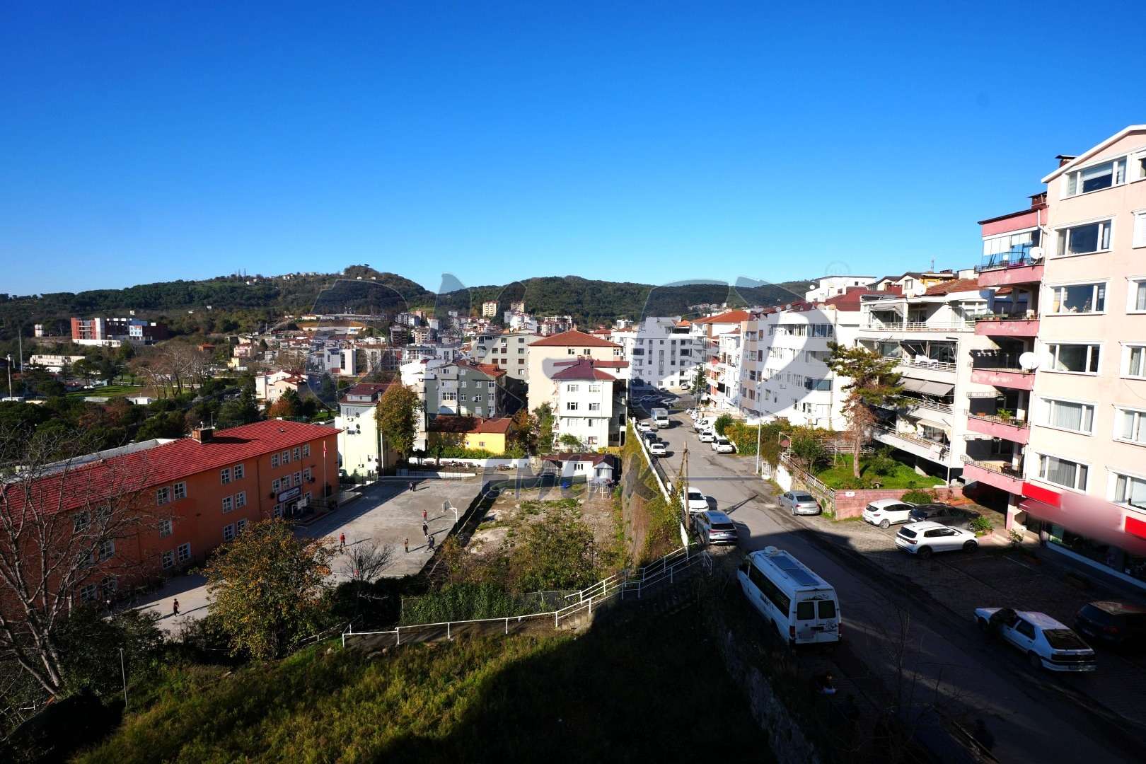 Süleymanlar Mahallesinde Satılık 3+1 Daire