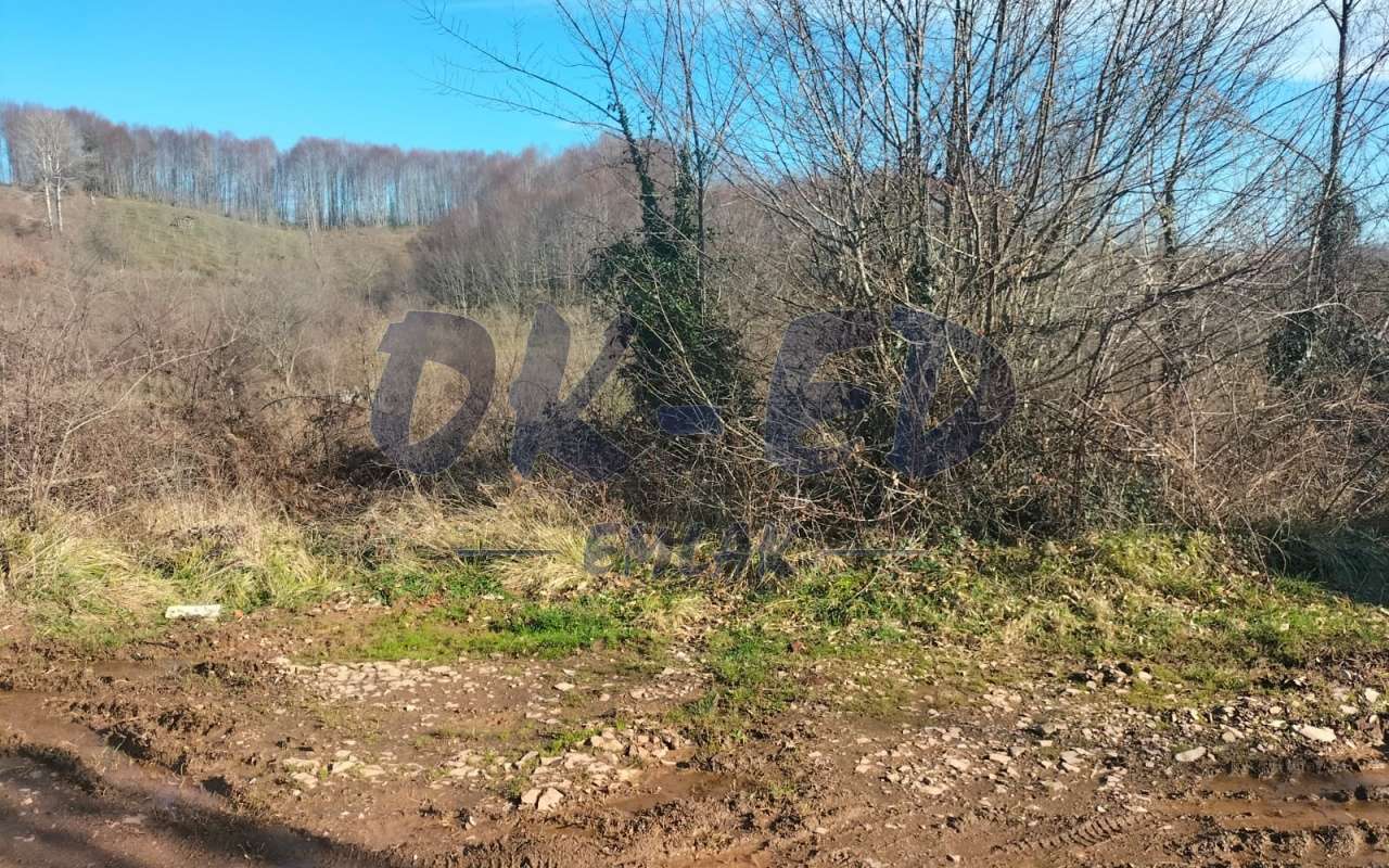 ÜÇKÖY MEVKİİNDE SATILIK ARSA