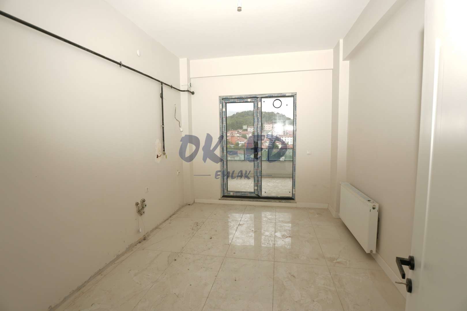 Uzunmehmet Mahallesi Çavdarlıda Satılık 4+1 Daire